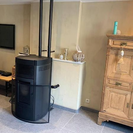 Au Bord Du Ny Villa Hotton Ngoại thất bức ảnh