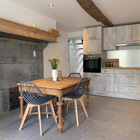 Au Bord Du Ny Villa Hotton Ngoại thất bức ảnh