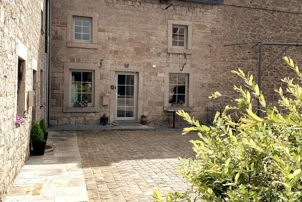 Au Bord Du Ny Villa Hotton Ngoại thất bức ảnh